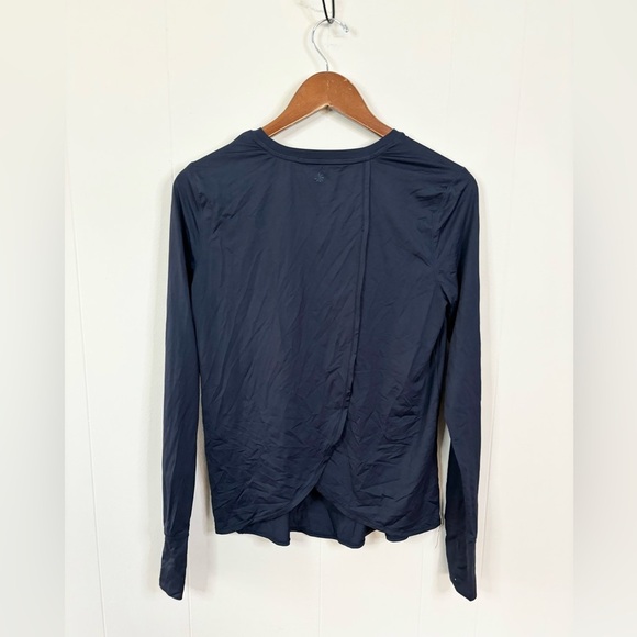 Athleta navy blue sunlover UPF tulip back long sleeve top size SM - Picture 5 of 5